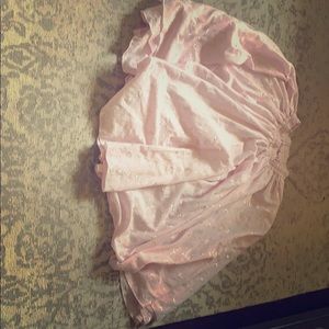 Girls pink flowy skirt